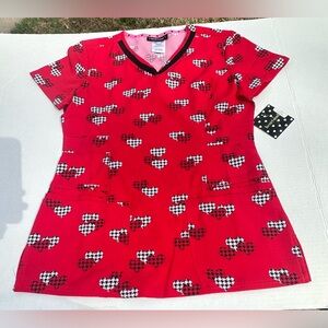HeartSoul Red and Black Heart-Print V-Neck Scrub Top NWT XS